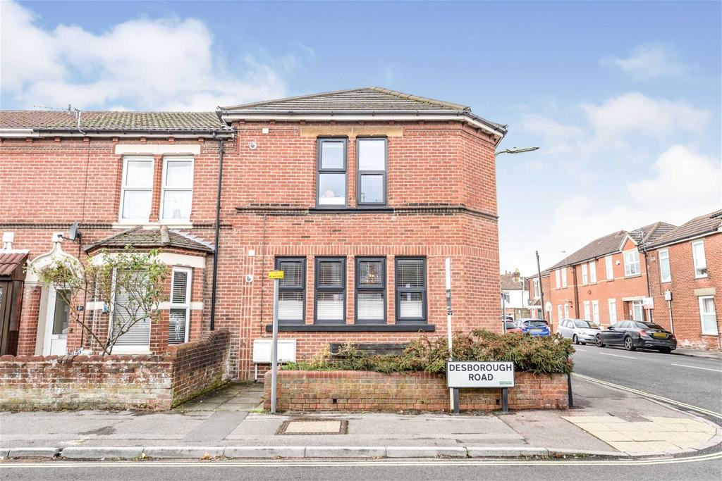 Desborough Road, Eastleigh SO50 1 bed flat for sale £150,000