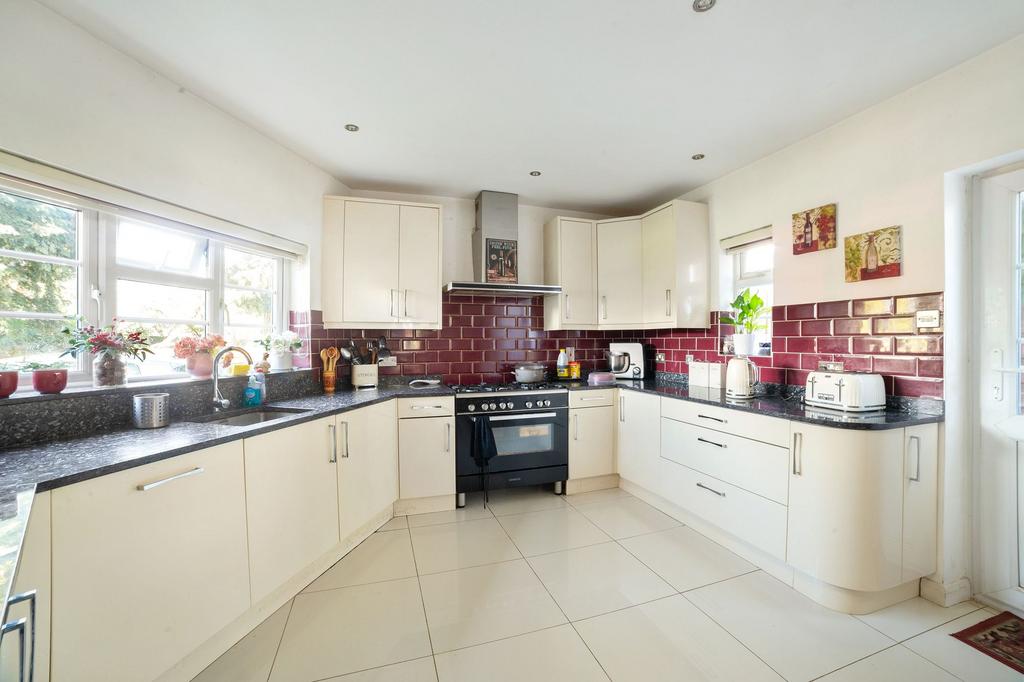 Kitchen/Lounge