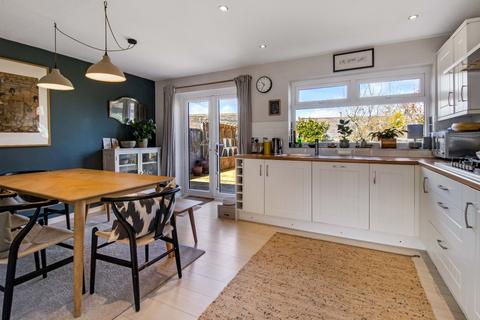 4 Ashley Drive, Bussage, Stroud, GL6 8BY