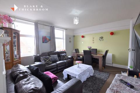 4 bedroom flat for sale, Arcade Mansions, Station Road, Clacton-on-Sea