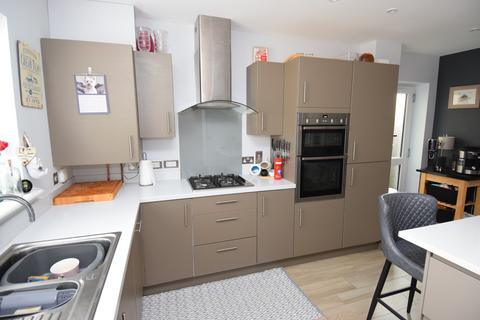 4 Cherry Fields, Amesbury, Salisbury, SP4 7GZ