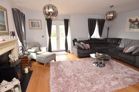 4 Cherry Fields, Amesbury, Salisbury, SP4 7GZ