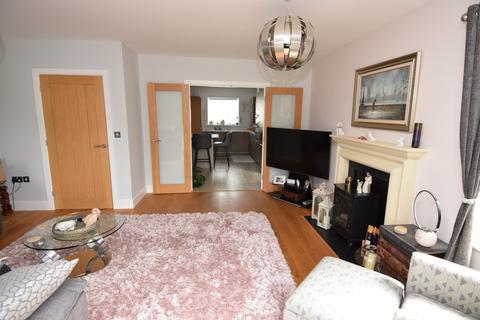 4 Cherry Fields, Amesbury, Salisbury, SP4 7GZ