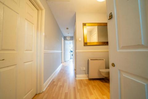 1 bedroom flat for sale, Lancaster Court, 47 Ullet Road, Liverpool, Merseyside, L17 3AS