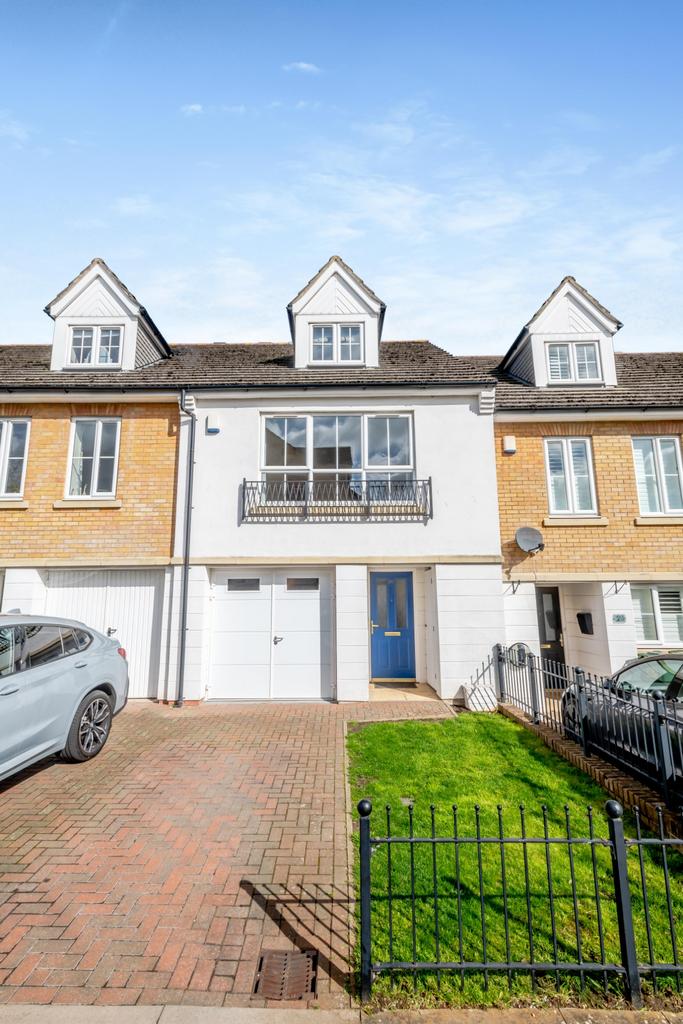Mill End, Rickmansworth, WD3 8JG 3 bed townhouse for sale £599,999