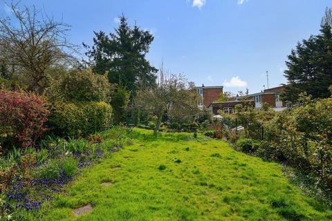22 Woodcroft Avenue, Stanmore, HA7 3PS