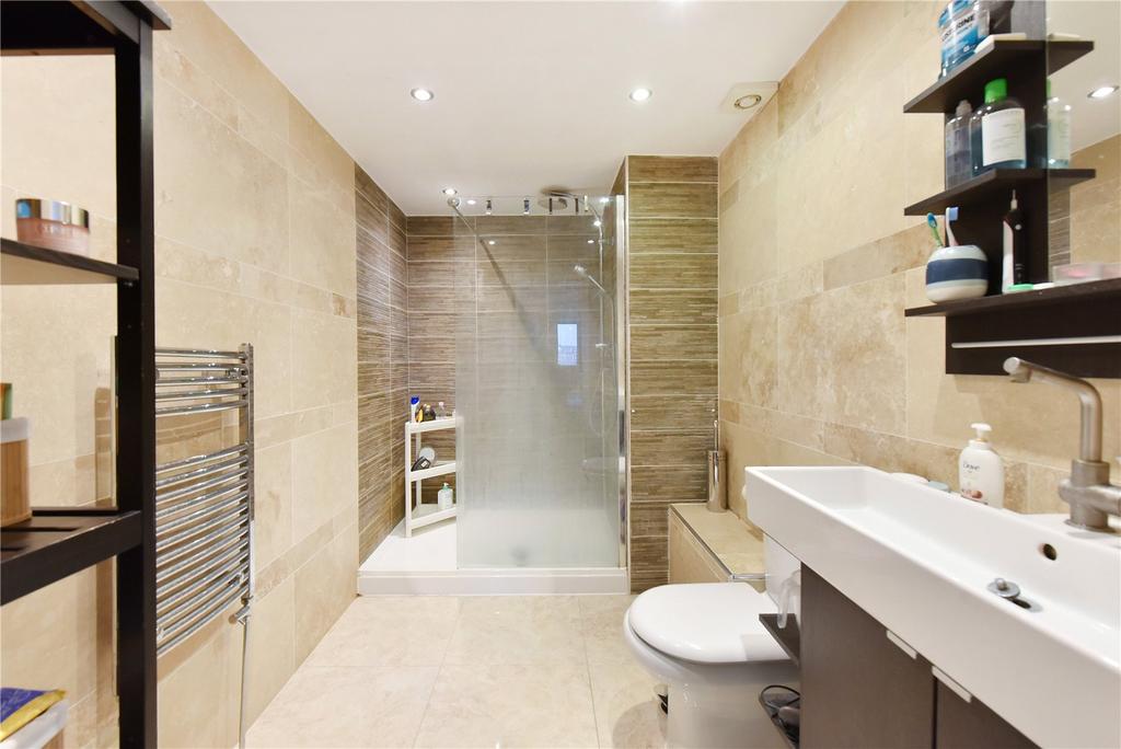 En-Suite Shower