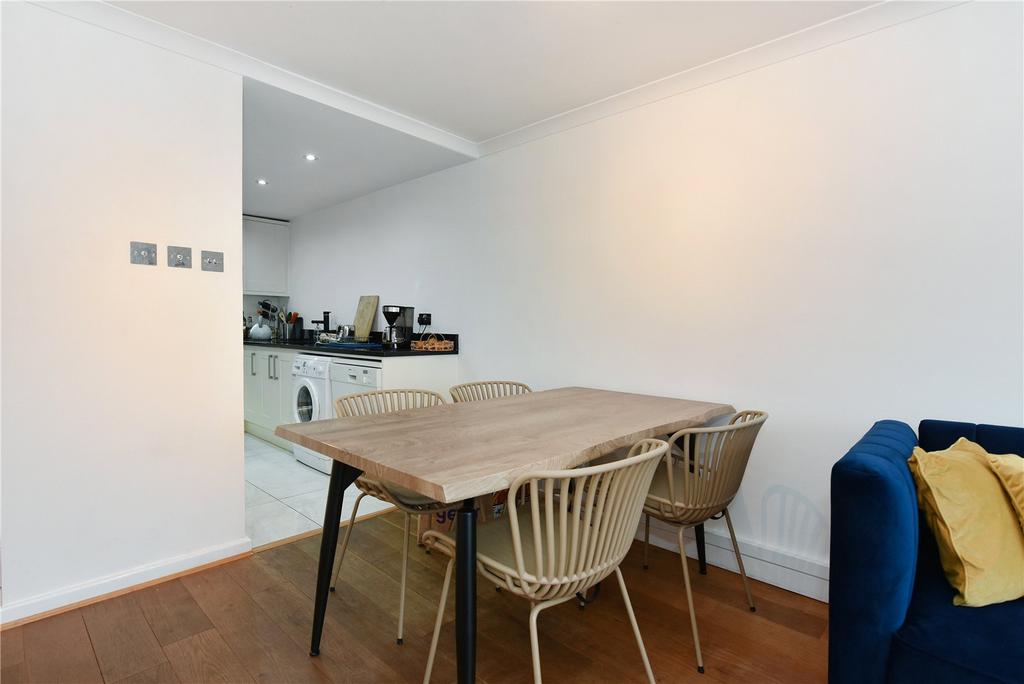 Kitchen/Dining Area