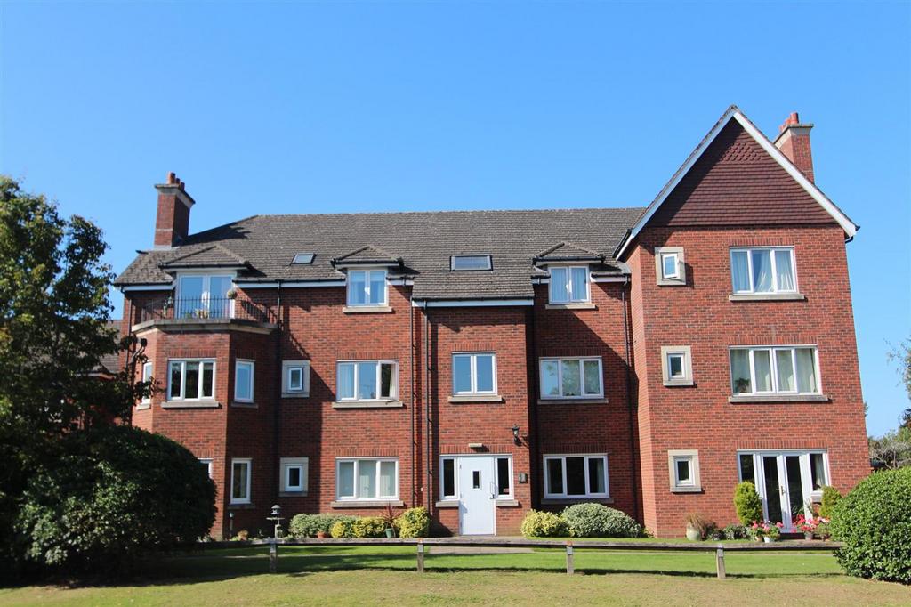Kenilworth Road, Balsall Common, CV7 2 bed apartment for sale £250,000