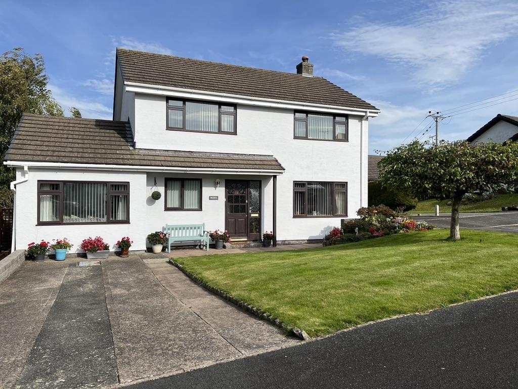 Comins Coch, Aberystwyth SY23 4 bed detached house £330,000