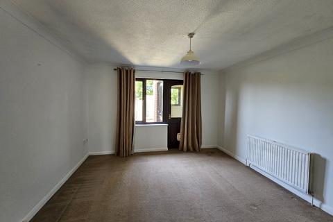 2 bedroom end of terrace house to rent, Meadow View Close, Ryde PO33