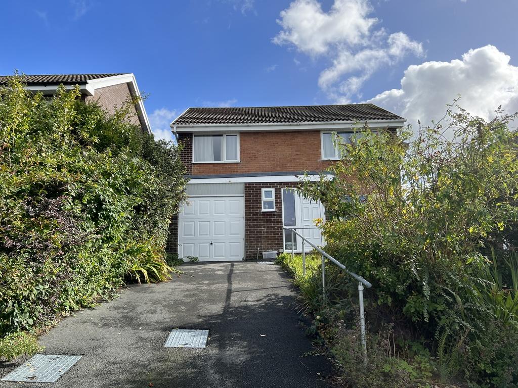 Waunfawr, Aberystwyth SY23 4 bed detached house £299,950