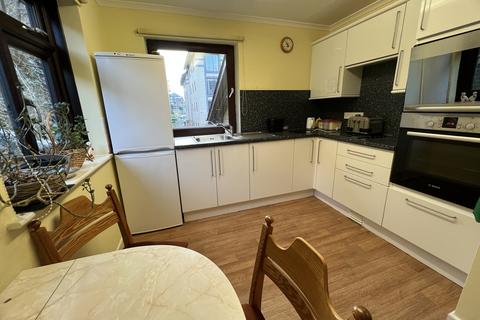 2 bedroom flat for sale, Trefechan, Aberystwyth SY23