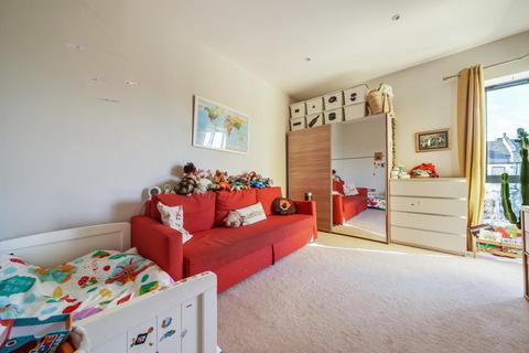 5 Colbeck Mews, London, SE6 1DD