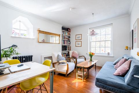 Flat 22, Cheverell House Teale Street, London, E2 9BN