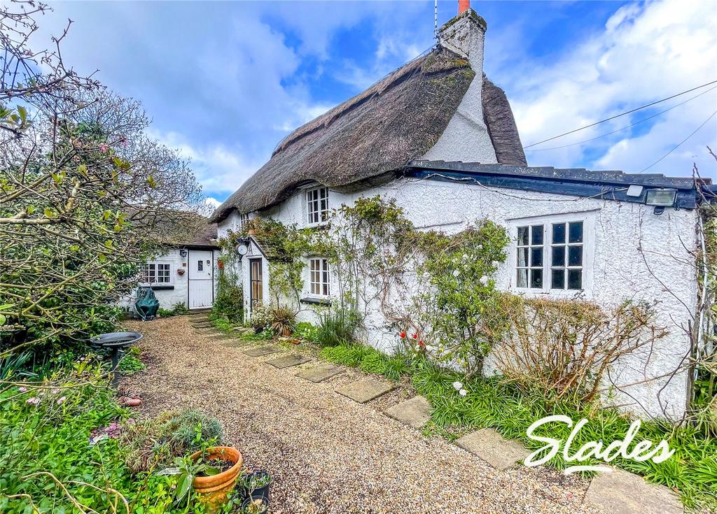 Chisels Lane, Neacroft, Christchurch, Dorset, BH23 2 bed detached house