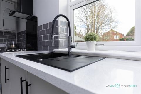 16 Studfield Road, Sheffield, S6 4SS