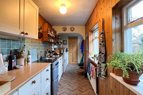 20 Moorend Crescent, Cheltenham, GL53 0EL