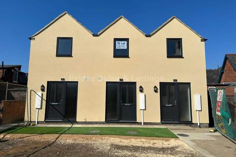 1 bedroom terraced house to rent, Chelmsford Street, Lincoln, LN5