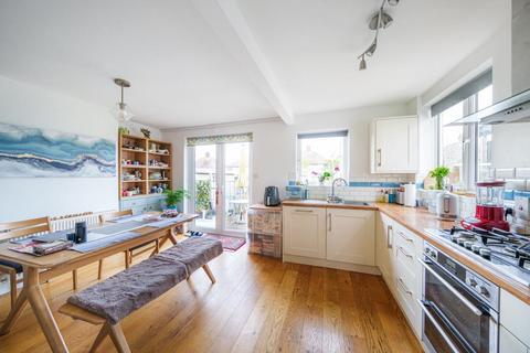 39 Mark Road, Headington, Oxford, OX3 8PB