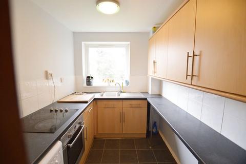 2 bedroom flat for sale - Seymour Close, Selly Park, Birmingham
