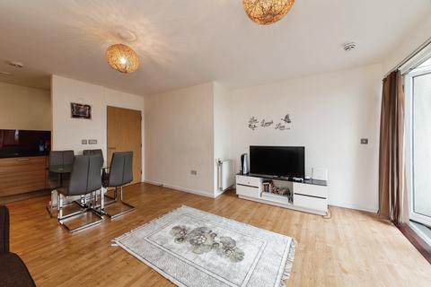 2 bedroom apartment for sale, Lark Court, Colindale, NW9