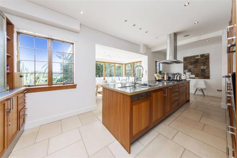 Tumblers Barn Fairoak Lane, Oxshott, Leatherhead, KT22 0TY