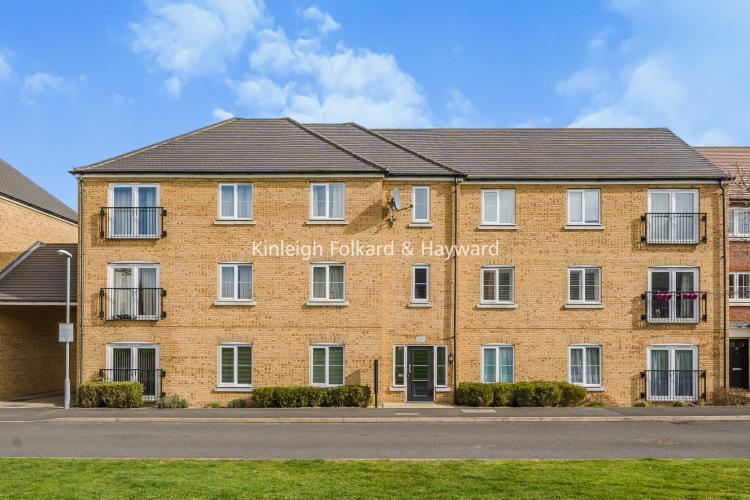 Waratah Drive Chislehurst BR7 2 bed apartment £1,500 pcm (£346 pw)
