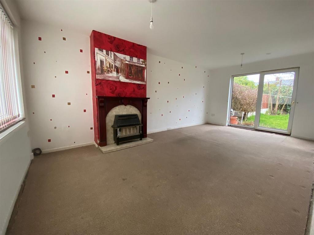 Churchfield Road, Lee Park, Liverpool 3 bed townhouse £140,000