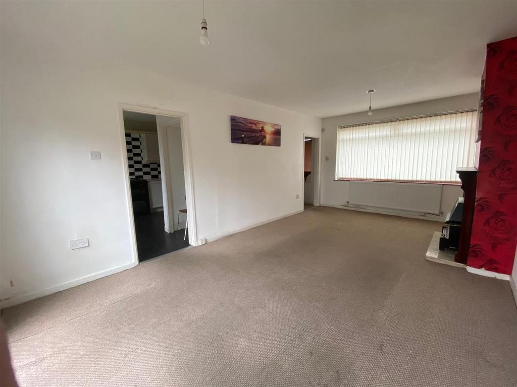 Churchfield Road, Lee Park, Liverpool 3 bed townhouse £140,000
