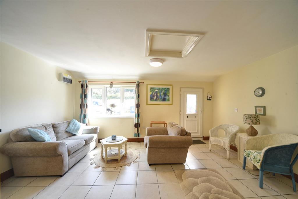 High Street, Lakenheath, Brandon... 1 bed apartment £695 pcm (£160 pw)