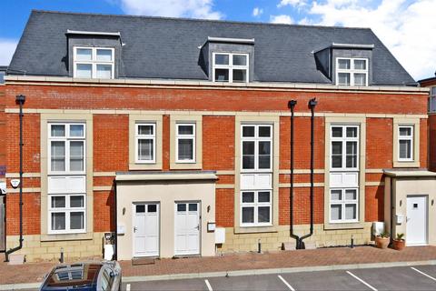 3 bedroom mews for sale - Chapel Mews, Margate, Kent