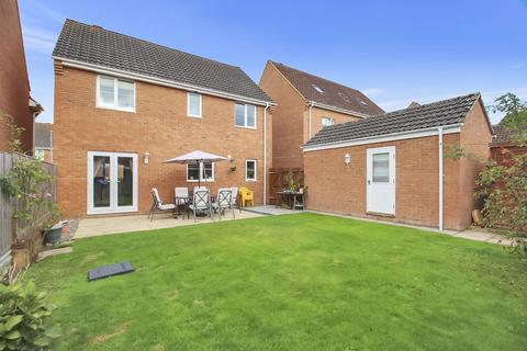 18 Brabant Way, Westbury, BA13 3UW