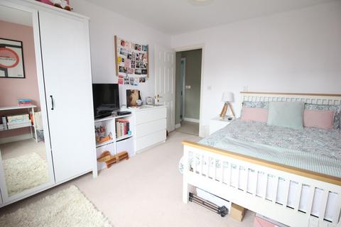 18 Brabant Way, Westbury, BA13 3UW