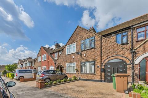 154 New Road, London, E4 9SJ