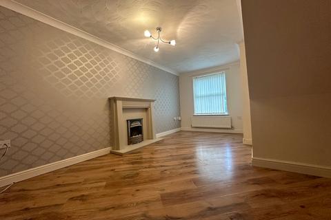 3 bedroom semi-detached house to rent, Bowmont Way, Kingswood, Hull, East Yorkshire, HU7