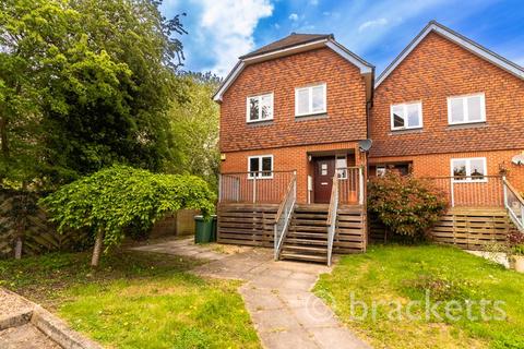 4 bedroom semi-detached house for sale, The Broadway, Lamberhurst, Tunbridge Wells