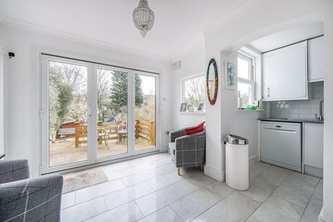 47 Oaks Road, Kenley, CR8 5NZ