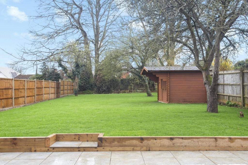 Park Avenue, Old Basing, RG24 4 bed detached house £850,000