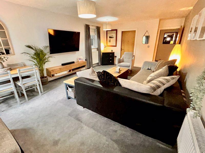 Balmoral House, Birmingham Road, Sutton Coldfield, B72 1LX 2 bed apartment for sale £250,000