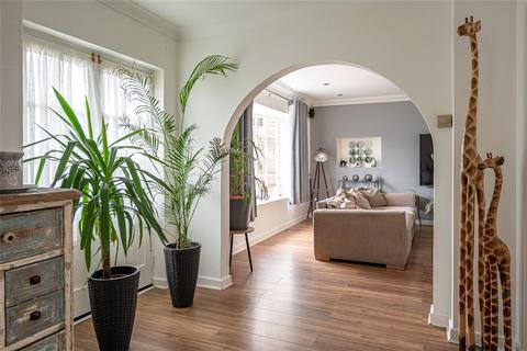 4 bedroom house for sale - Millbeck Green, Collingham, LS22
