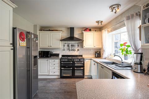 40 Millbeck Green, Collingham, Wetherby, LS22 5AJ