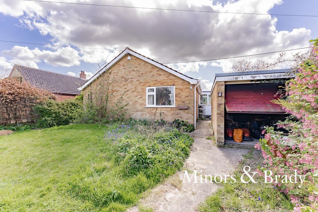 Thynnes Lane, Mattishall 3 bed detached bungalow for sale £270,000