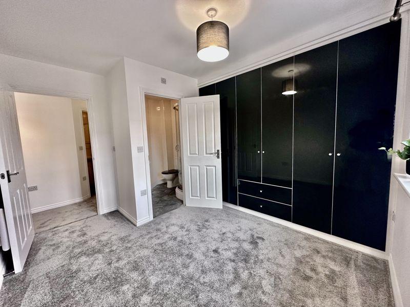 Astley Brook Close, Astley Bridge... 2 bed apartment to rent £850 pcm