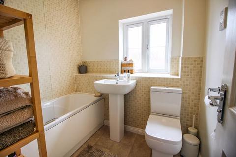 65 Burtree Drive, Stoke-on-trent, ST6 8GZ