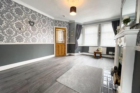 2 bedroom terraced house for sale - Balmoral Avenue, Hull