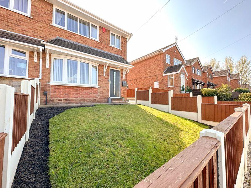 Drake Close, Eaton Park, ST2 9PJ 3 bed semidetached house for sale £