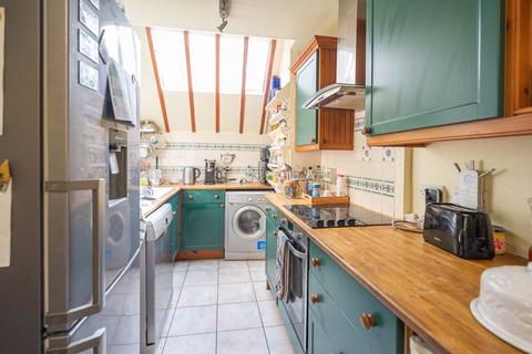 12 Abingdon Road, Sutton Courtenay, Abingdon, OX14 4NF