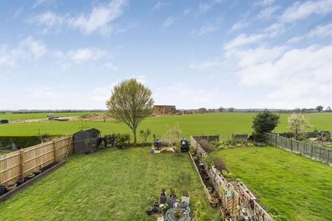 31 Hardwick Road, Hethe, Bicester, OX27 8EZ