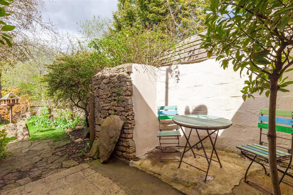 Garden 3.jpg